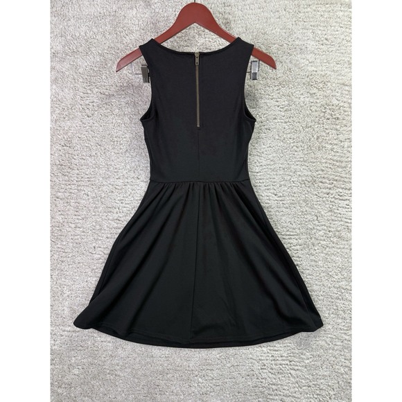 Old Navy Sleeveless Dress Women Sz XS Black Sleeveless A-line Little Black Dress - Picture 3 of 7